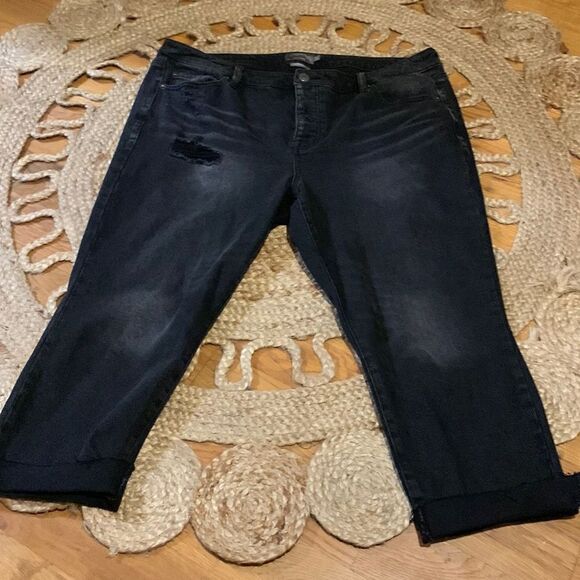 Torrid black jeans cropped boyfriend size 16 - Picture 1 of 6